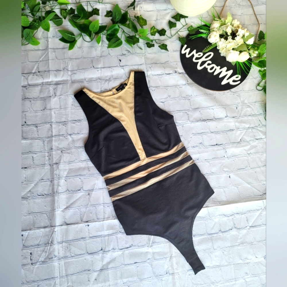 🍑VERY SEXY BODYSUIT🍑